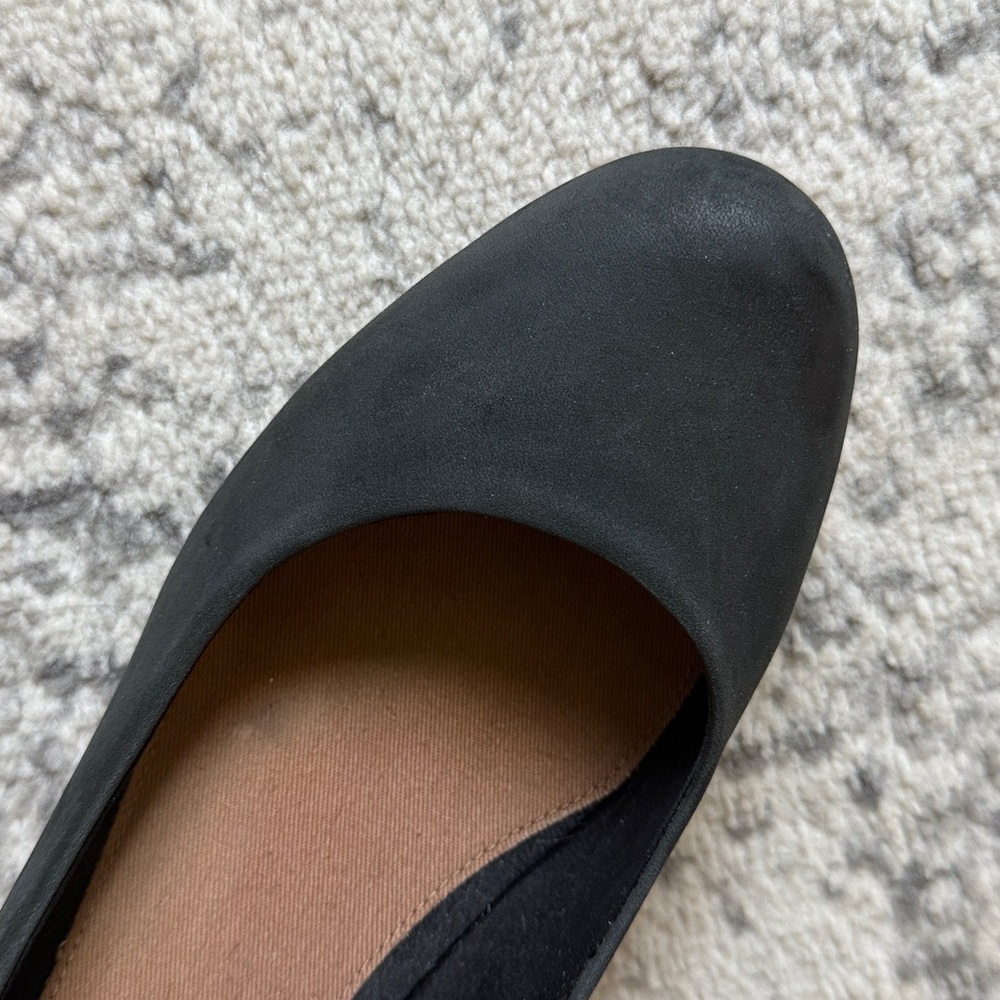 Like New Tom’s Heels - Picture 4 of 4